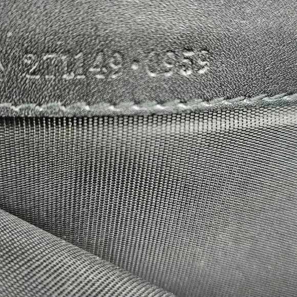 Belle de Jour patent leather wallet - Picture 3 of 16